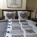Bed & Breakfast Chateau Puygrenier