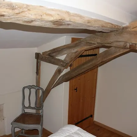 Chateau Puygrenier Bed & Breakfast