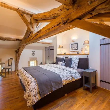 Couette-café Château Puygrenier