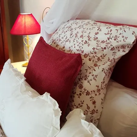 Chateau Puygrenier Bed & Breakfast 3*