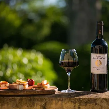 Bed & Breakfast Chateau Puygrenier 3*